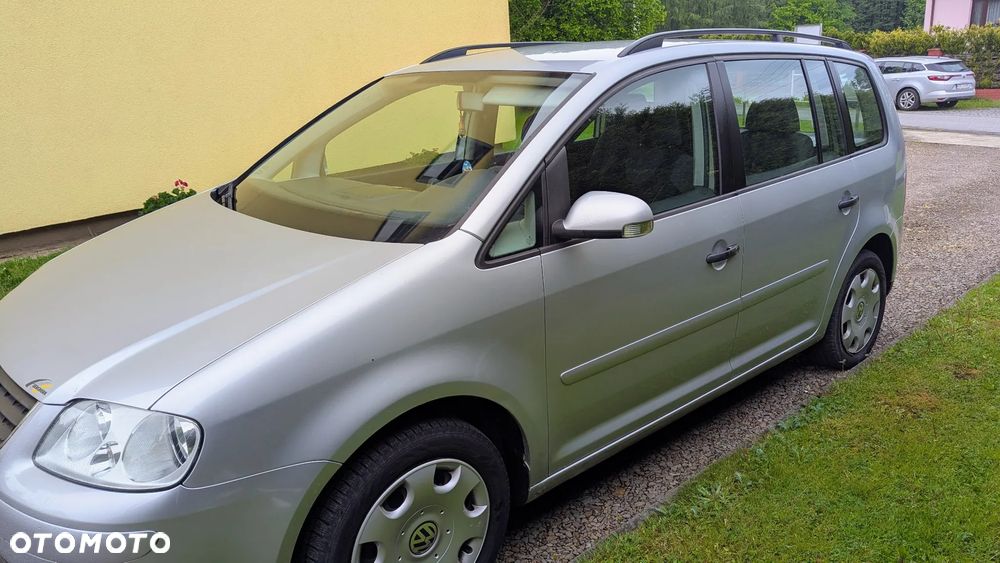 Volkswagen Touran 1.9 TDI Welcome - 3