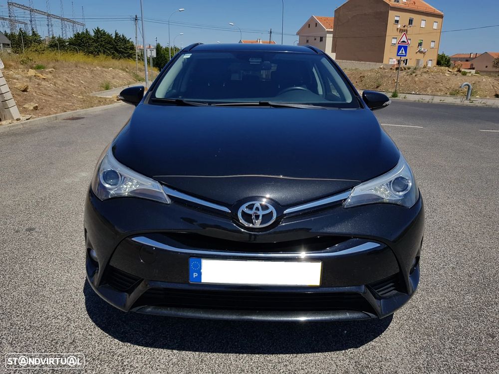Toyota Avensis Touring Sports 1.6 D-4D Luxury+GPS - 3