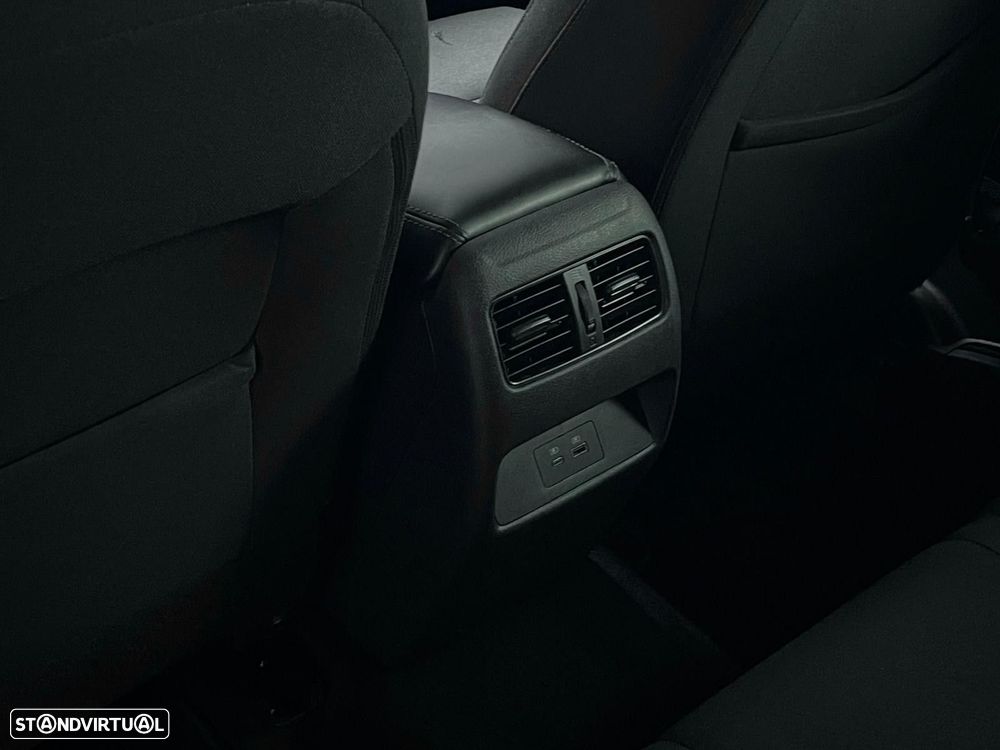 Nissan Qashqai 1.3 DIG-T Acenta Xtronic - 21