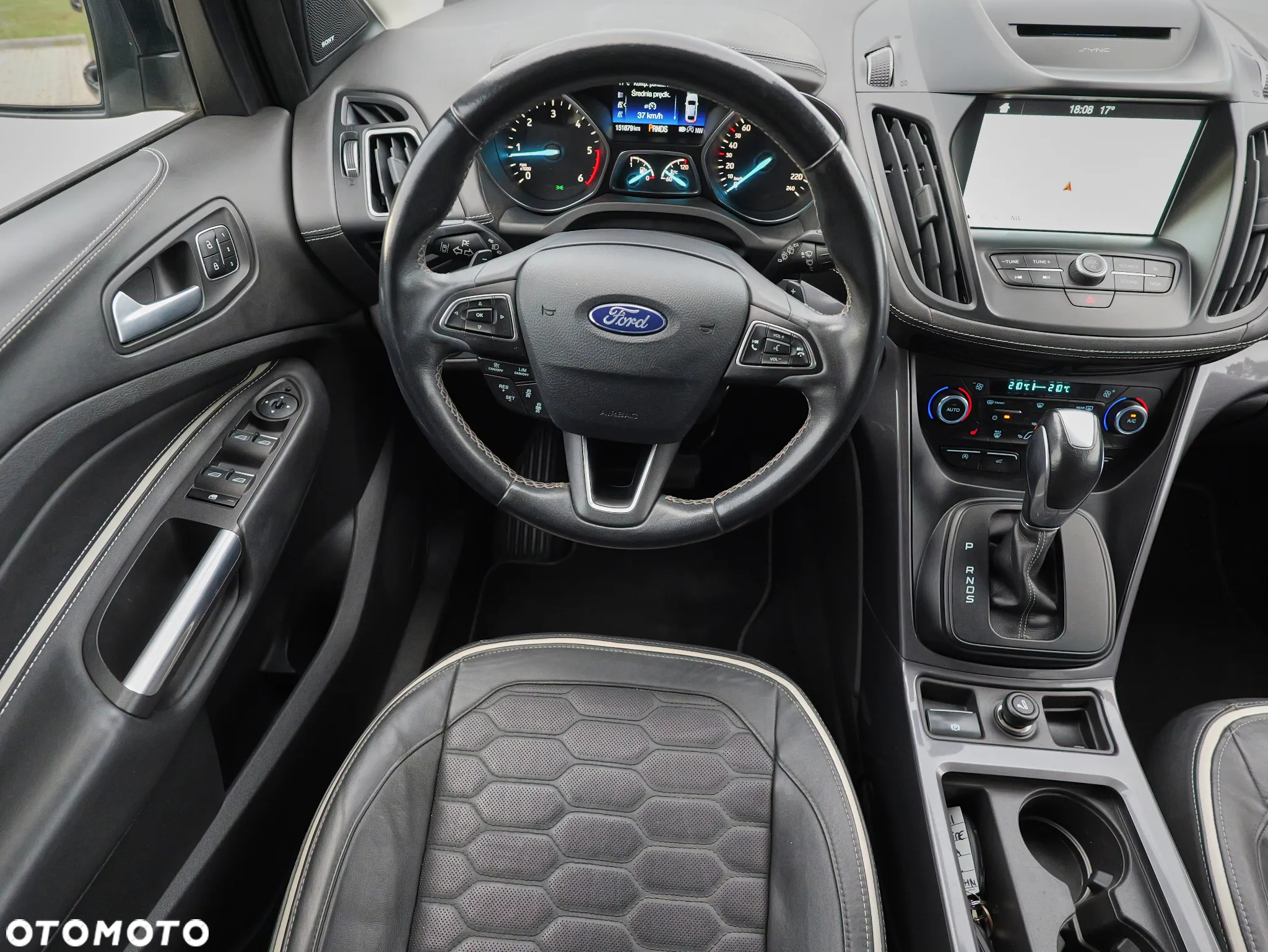 Ford Kuga 2.0 TDCi 4x4 Vignale - 17