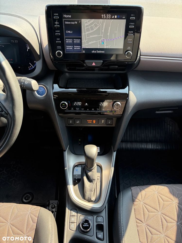 Toyota Yaris Cross Hybrid 1.5 Executive 4x4 - 15