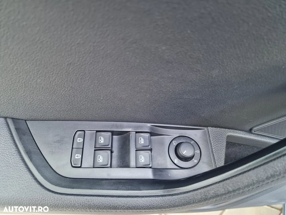 Skoda Superb 2.0 TDI DSG Style - 8