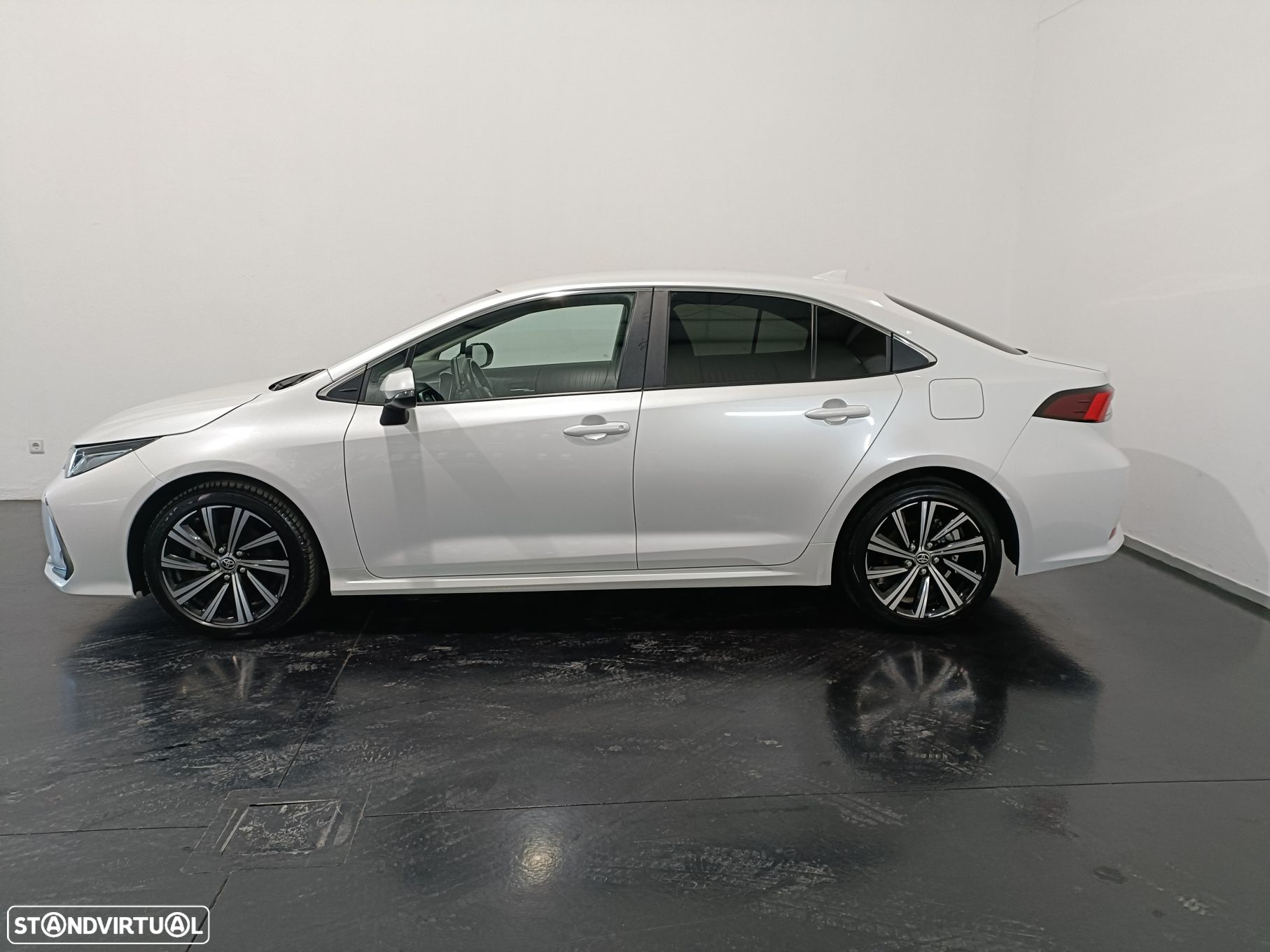 Toyota Corolla - 3
