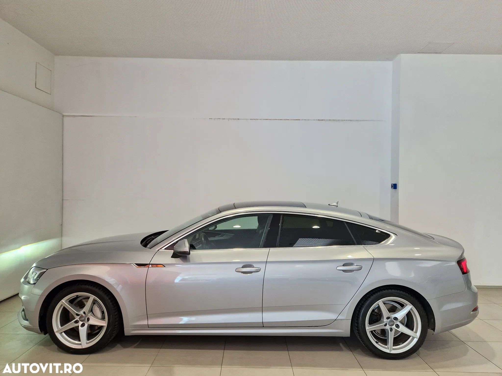 Audi A5 Sportback 2.0 TDI S tronic quattro - 2