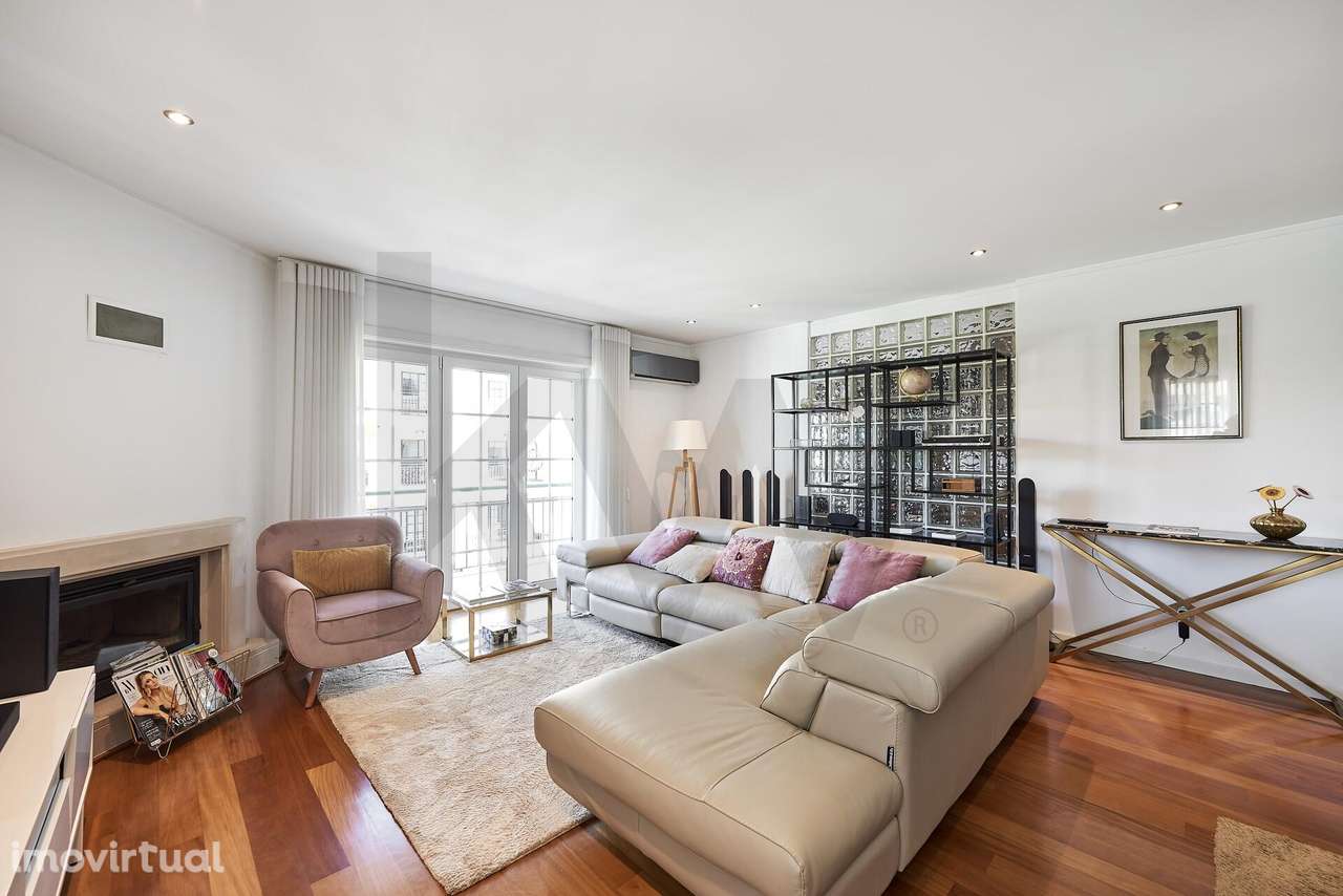ARRENDAMENTO DE APARTAMENTO T2 COM GARAGEM NA QTA. S. GONÇALO, CARCAVE - Grande imagem: 2/24