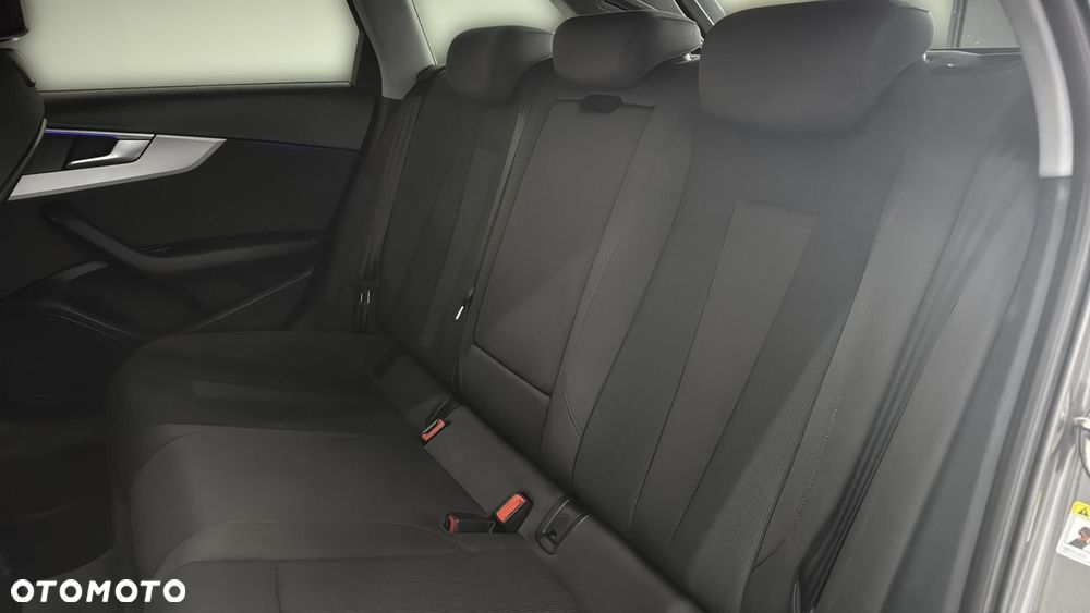 Audi A4 Avant 40 TFSI mHEV Advanced S tronic - 17