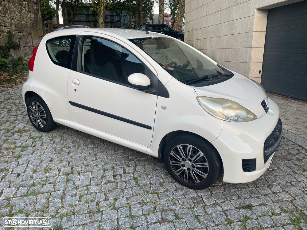 Peugeot 107 1.0 Active - 2