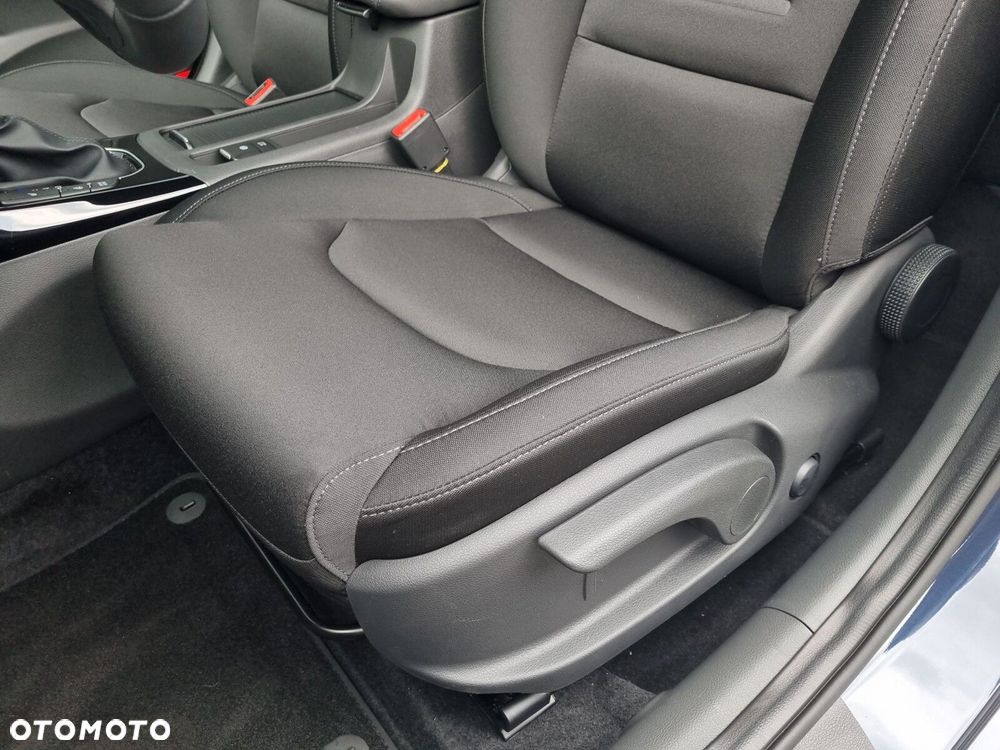 Hyundai i30 1.6 T-GDI Smart DCT - 12