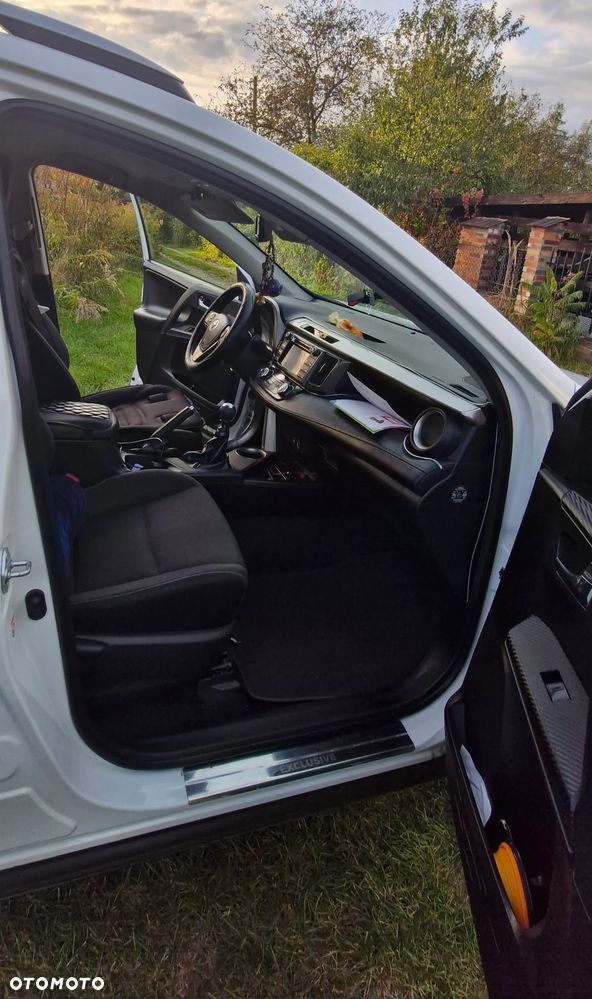 Toyota RAV4 - 21