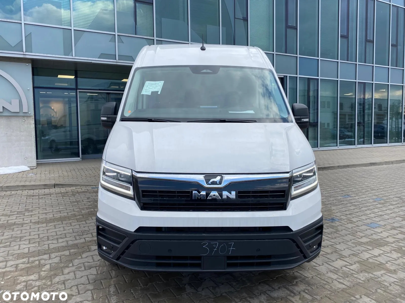 MAN TGE 3.180 4X4 SB - 5