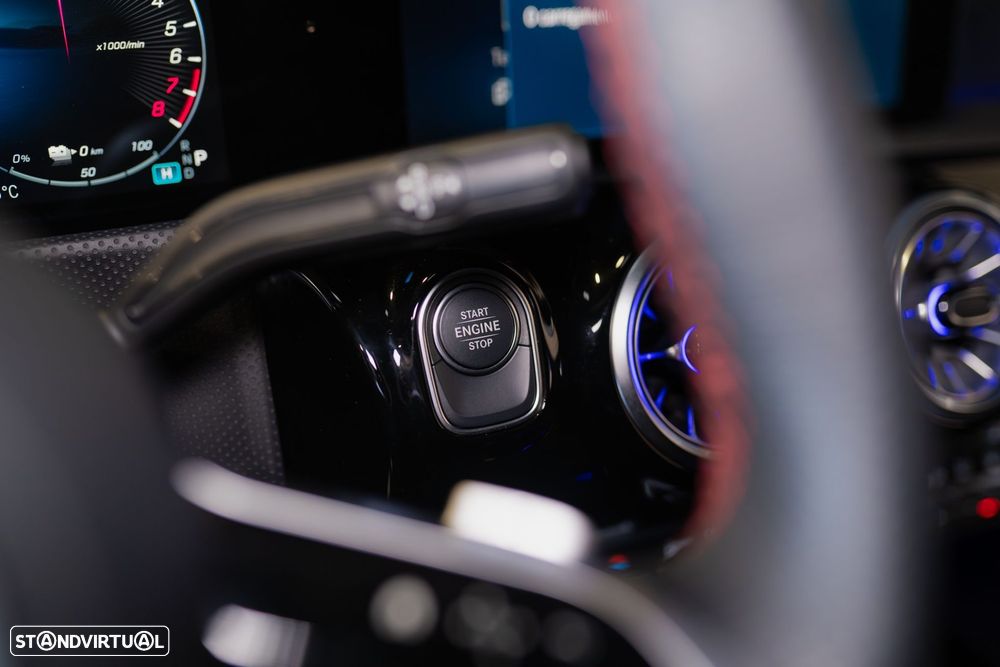 Mercedes-Benz CLA 250 e Shooting Brake AMG Line - 42