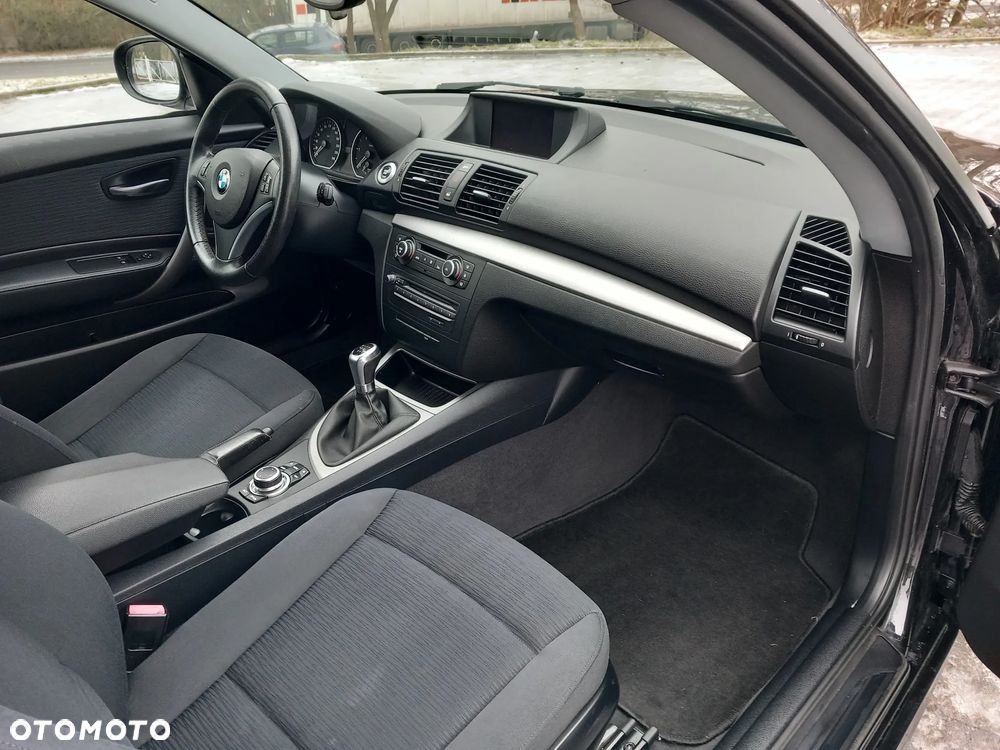 BMW Seria 1 116d - 9