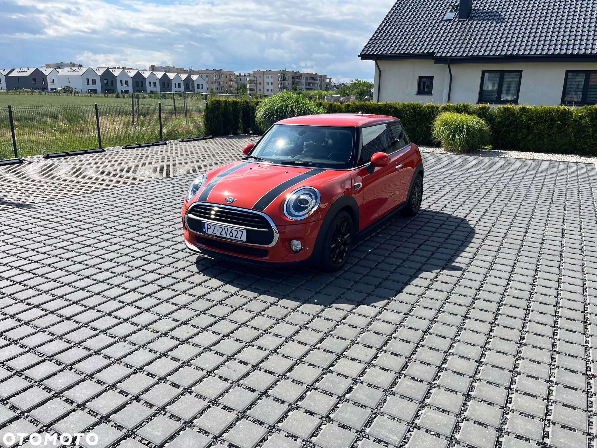 MINI ONE - 2