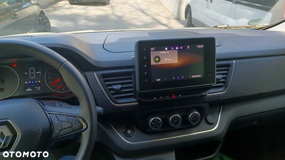 Renault Trafic 2.0 dCi - 19