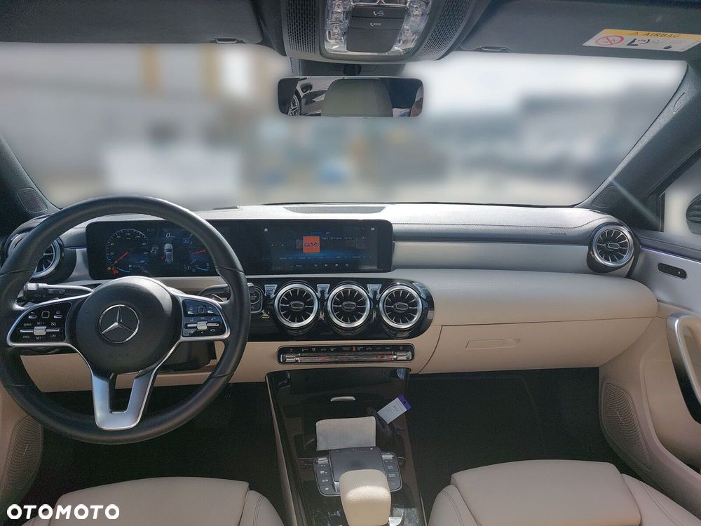 Mercedes-Benz Klasa A 200 Progressive 7G-DCT - 10