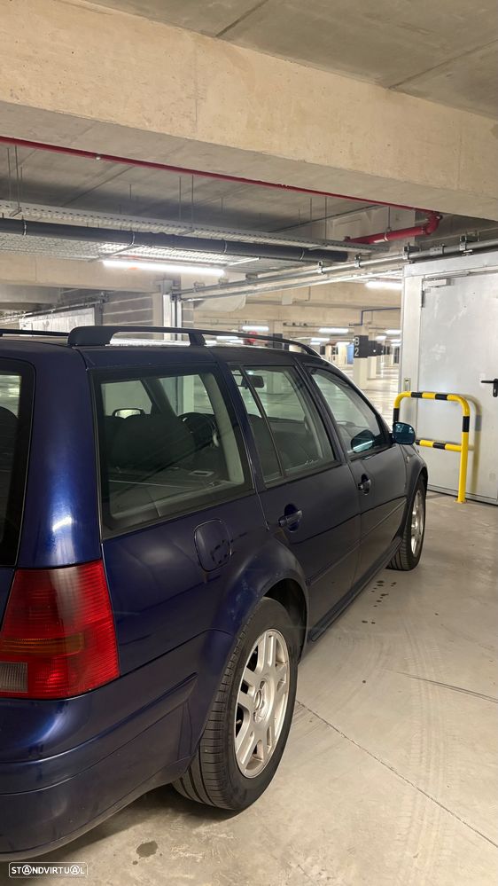 VW Golf Variant 1.9 TDi Highline - 4