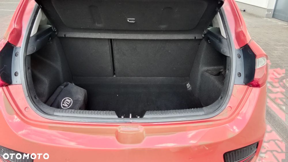 Kia Ceed 1.6 CRDi S - 12