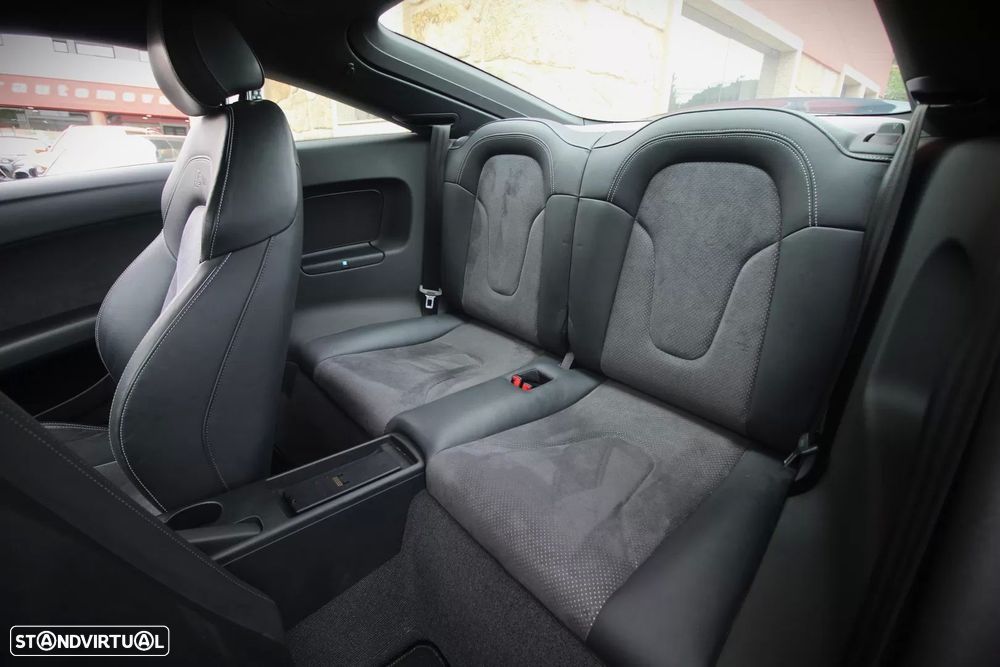 Audi TT Coupé 2.0 TDI quattro - 10