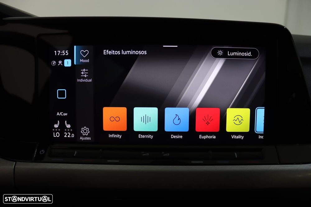 VW Golf Variant 2.0 TDi - 29