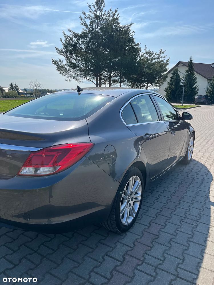 Opel Insignia 1.8 - 4