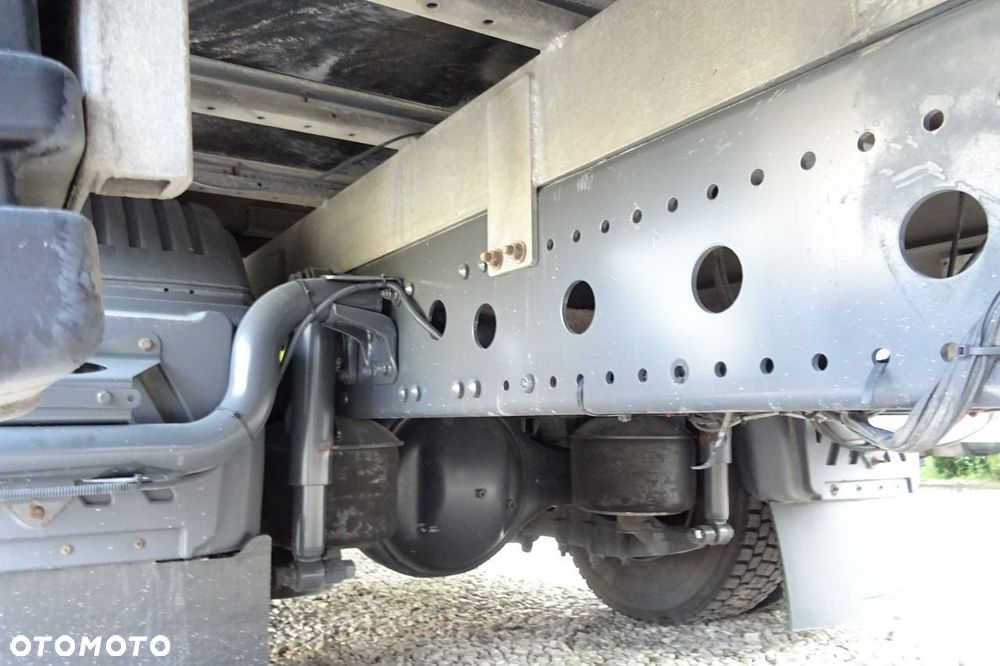 Mercedes-Benz Atego 1318 Euro 6 kontener Tylko 333tys.km Udokumentowane - 37