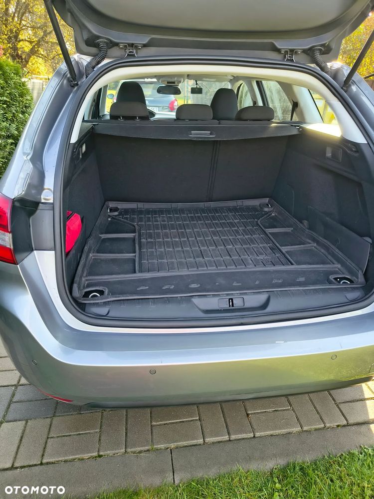 Peugeot 308 - 23