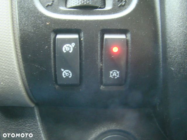 Renault TRAFIC - 16