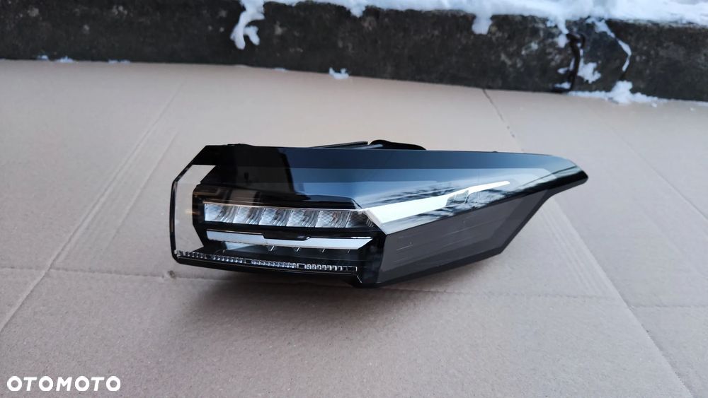 Peugeot 308 III 21- Lampa Tył Prawa LED - 1
