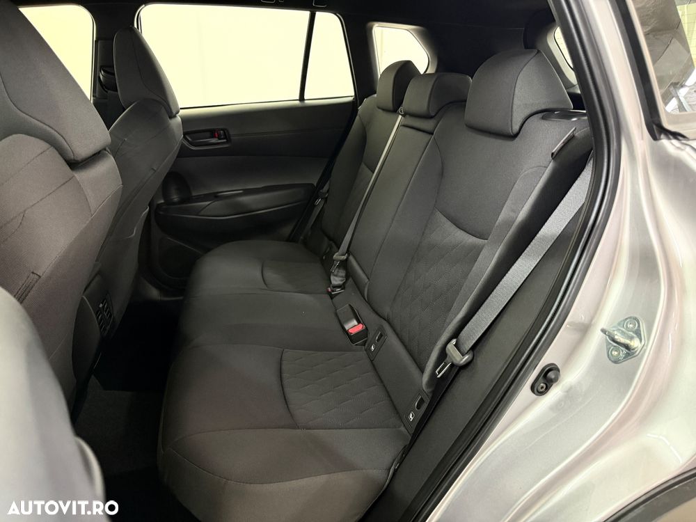 Toyota Corolla Cross - 20