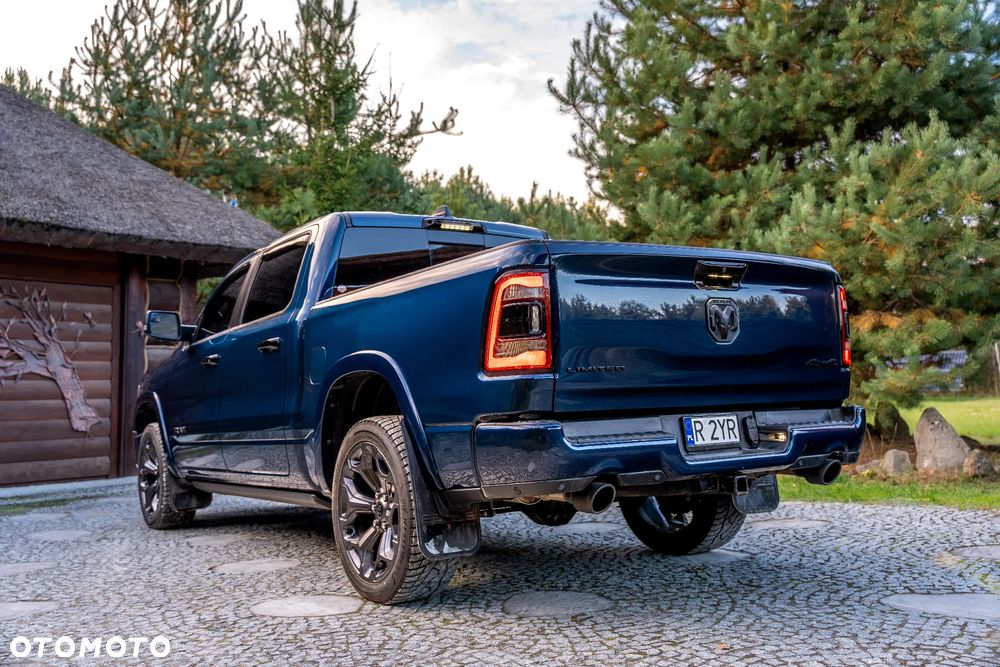 RAM 1500 5.7 eTorque Crew Cab Shortbed Limited Black - 12