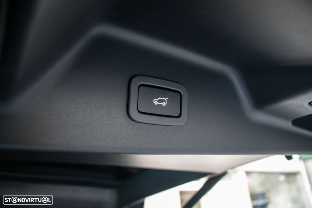 Land Rover Range Rover 4.4 SDV8 Autobiography - 50