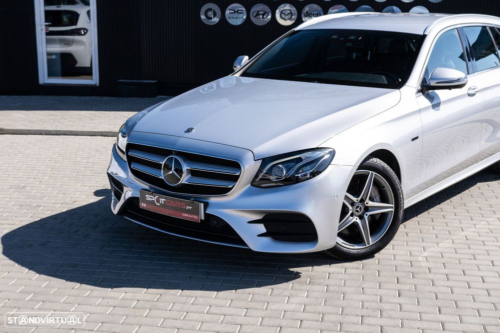 Mercedes-Benz E 300 de AMG Line - 3