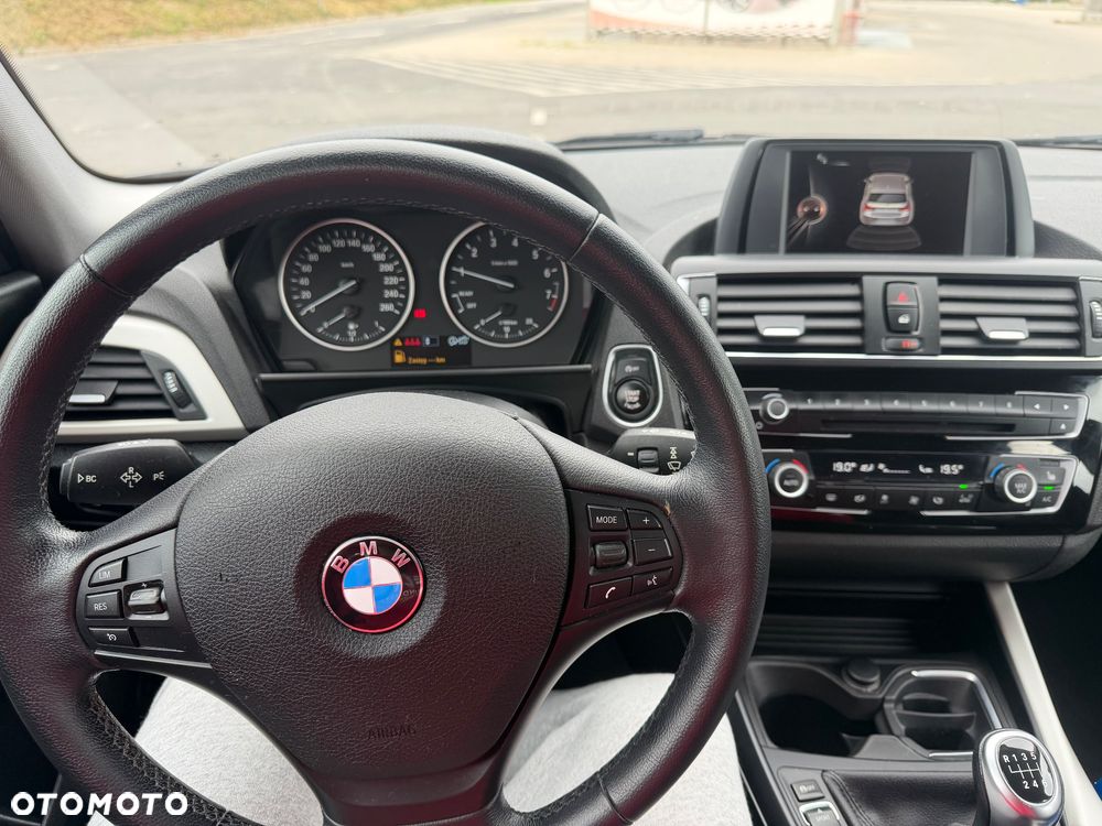BMW Seria 1 116i Edition Metropolitan - 6