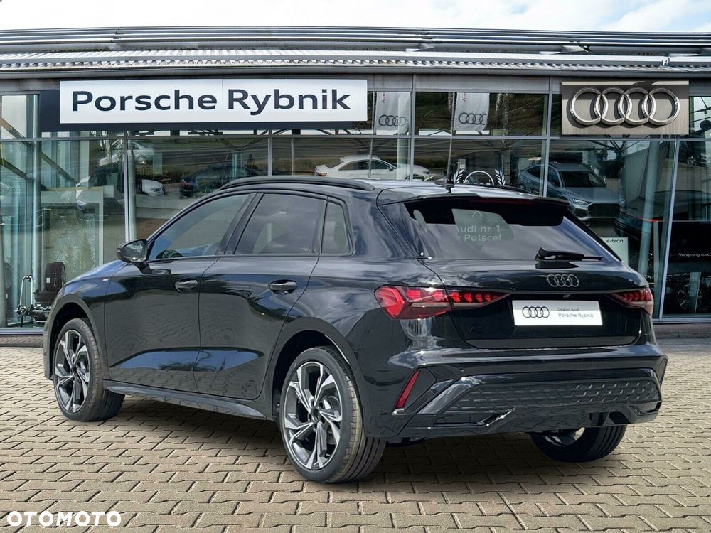 Audi A3 Sportback - 3
