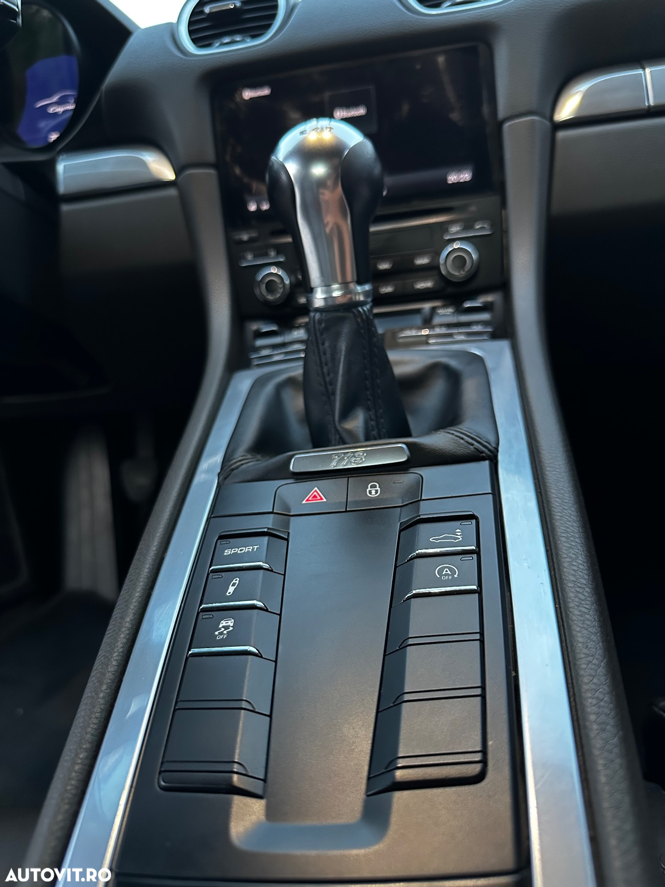 Porsche Cayman 718 - 8