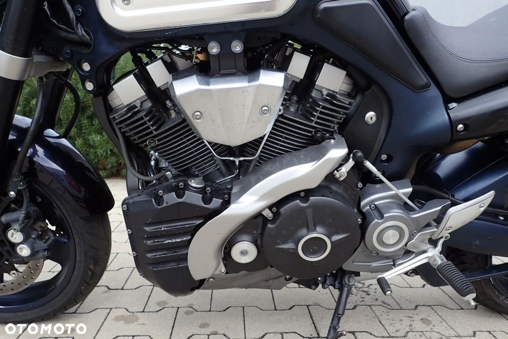 Yamaha MT - 4