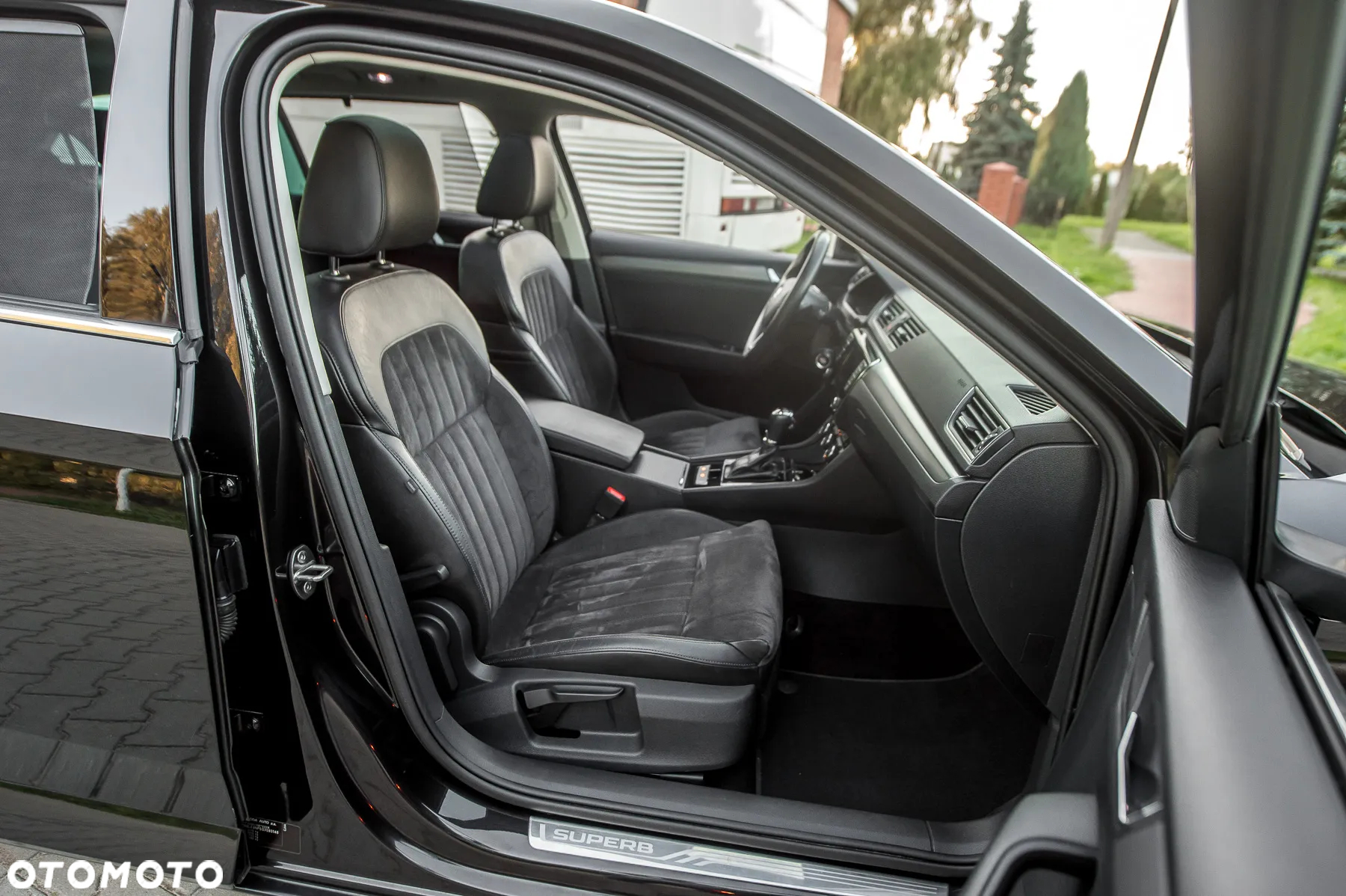 Skoda Superb Combi 2.0 TSI 4x4 DSG Ambition - 30