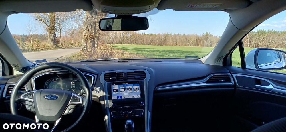 Ford Mondeo 2.0 TDCi Titanium PowerShift - 13