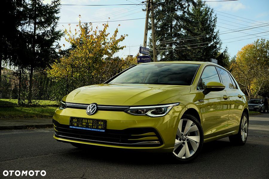 Volkswagen Golf - 8