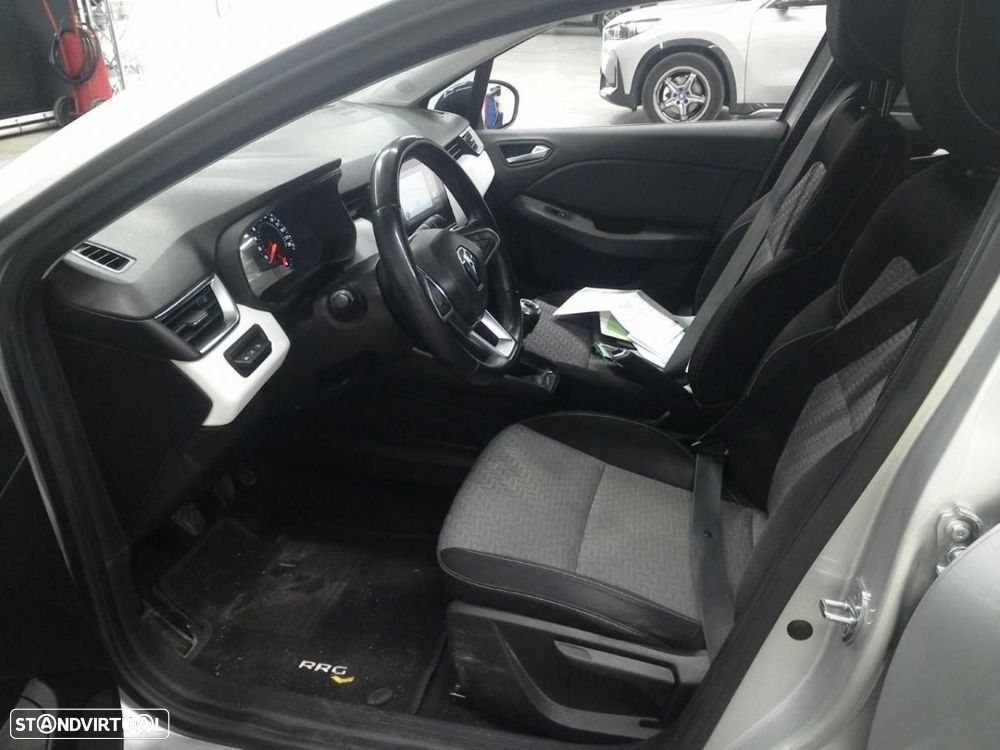 Renault Clio 1.5 Blue dCi Limited - 4