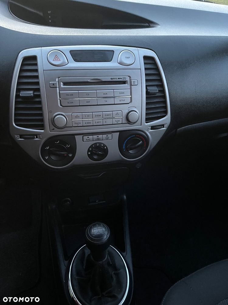 Hyundai i20 1.2 Edition Plus - 11