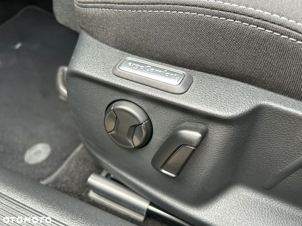 Volkswagen Passat Variant 1.5 TSI EVO Business - 27