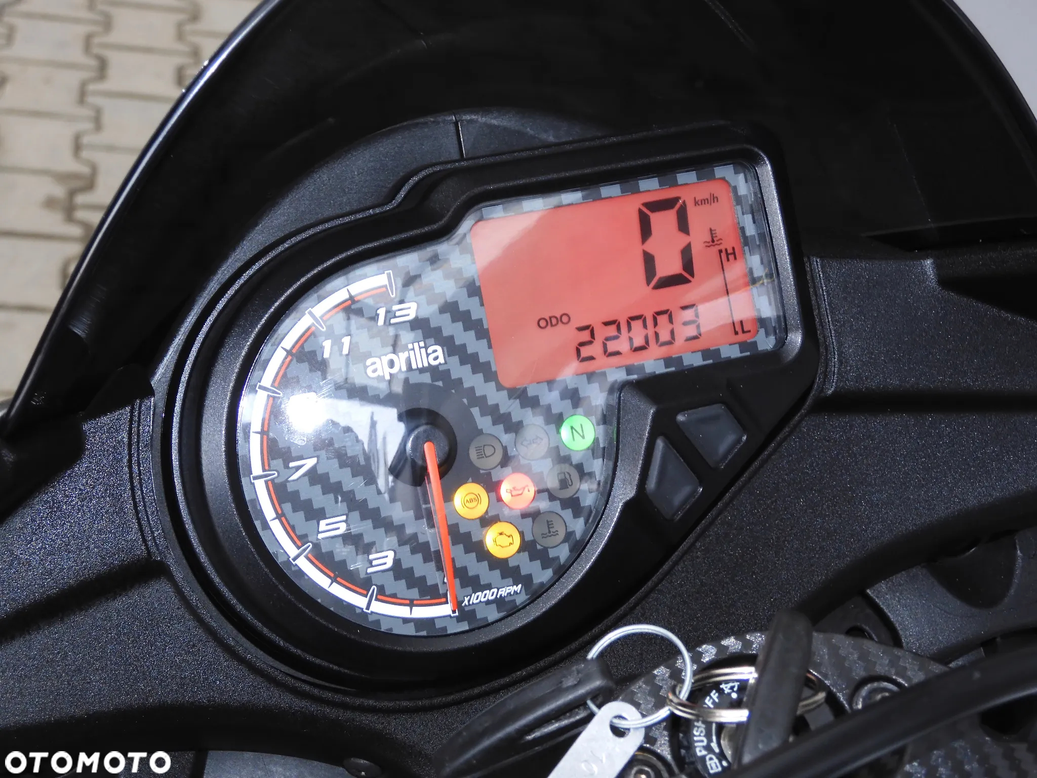 Aprilia Tuono - 27