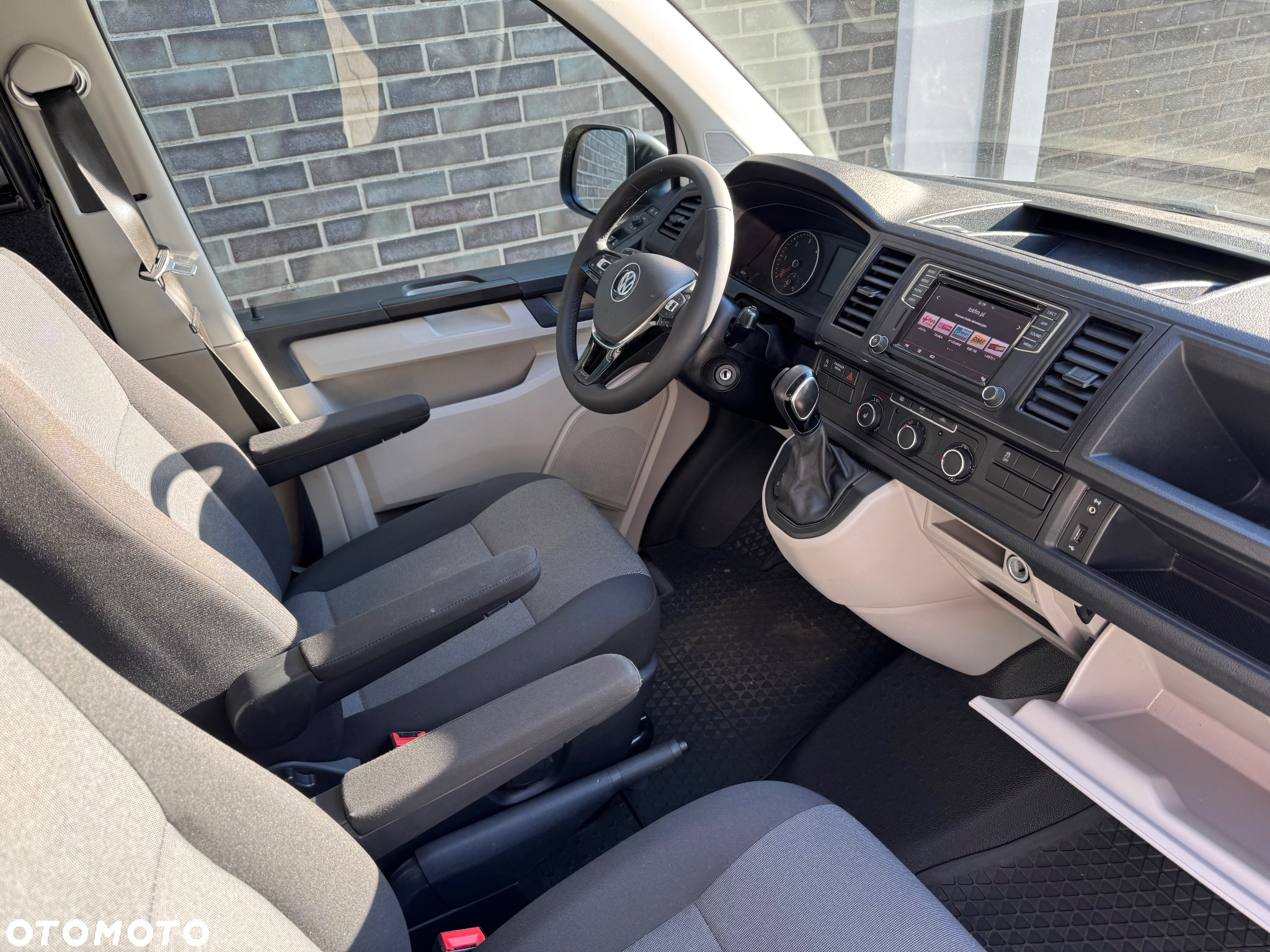 Volkswagen Transporter - 27
