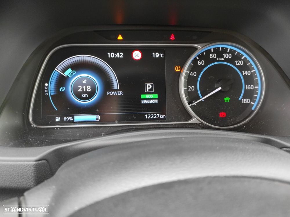 Nissan Leaf N-Connecta Full Led - 17