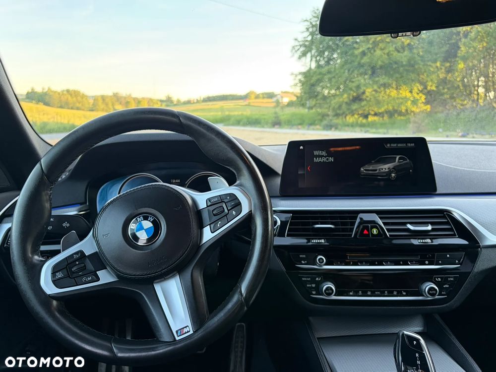 BMW Seria 5 520d xDrive Sport - 21