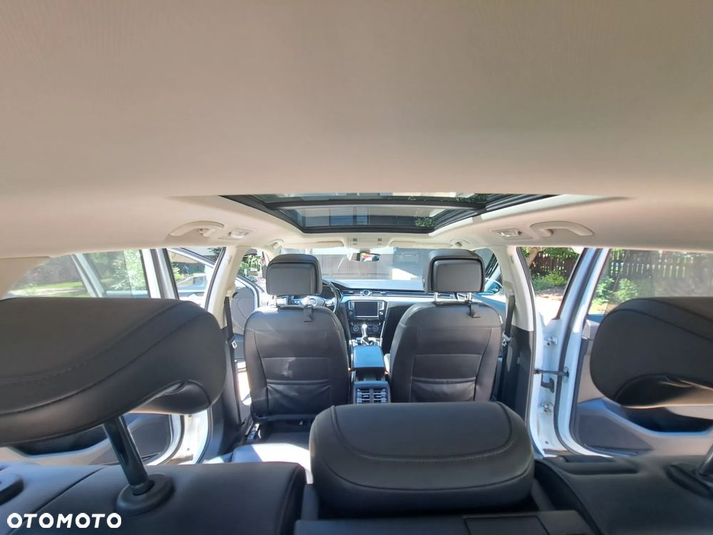 Volkswagen Passat 2.0 TDI SCR (BlueMotion Technology) DSG Highline - 16