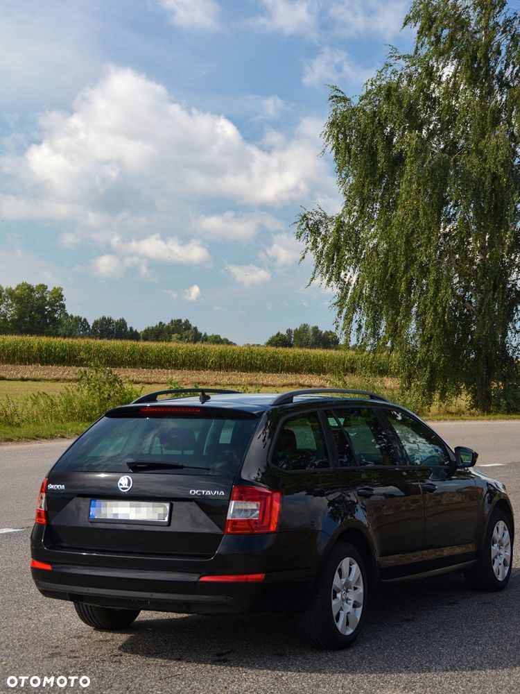 Skoda Octavia 1.6 TDI SCR Ambition DSG - 6