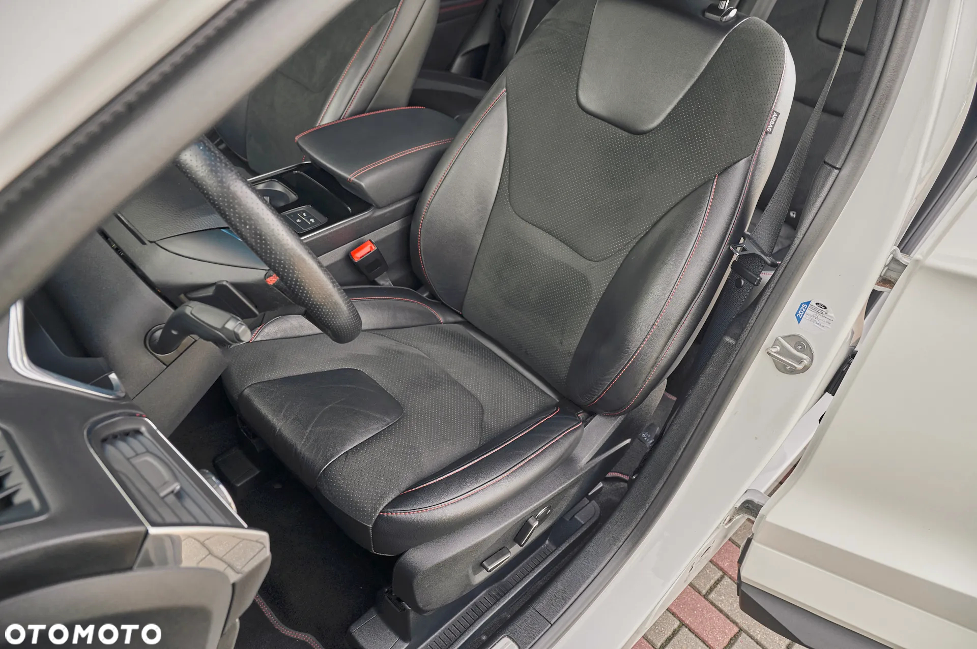 Ford Edge 2.0 EcoBlue Twin-Turbo 4WD ST-Line - 17