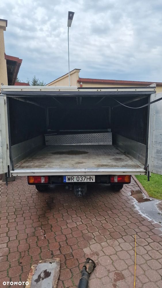 Volkswagen T5 - 20